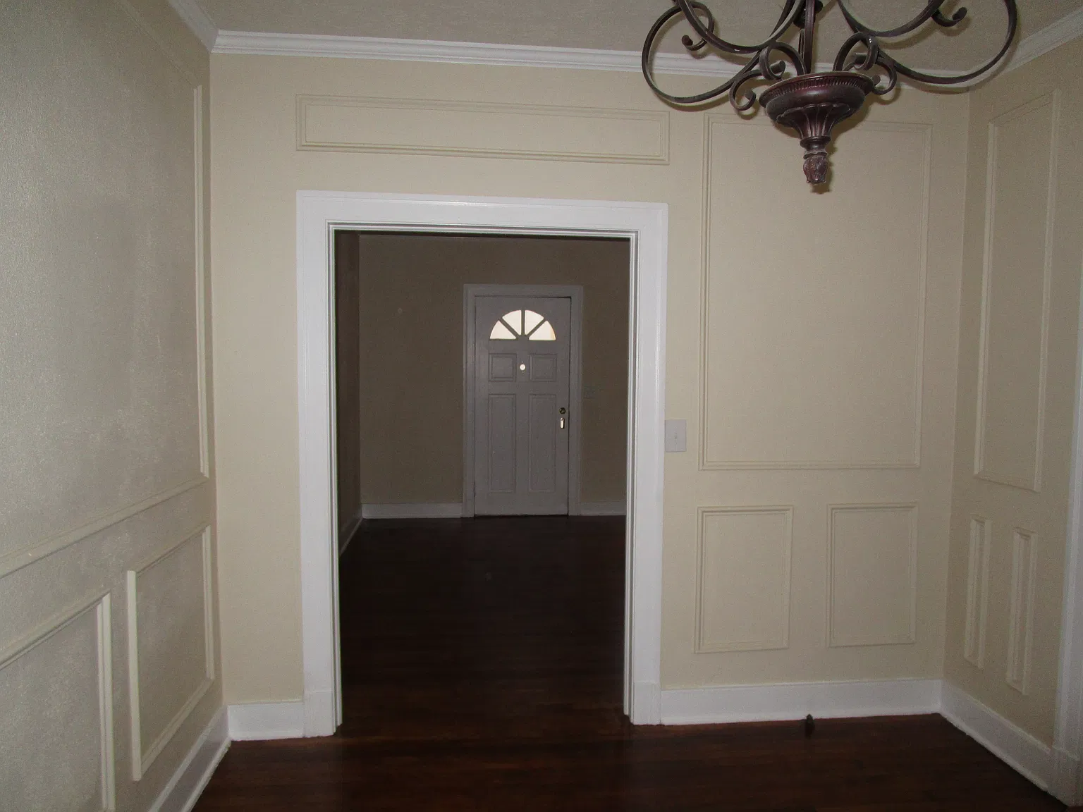 2 bed, 990 sqft, $1,495 — Photo 3