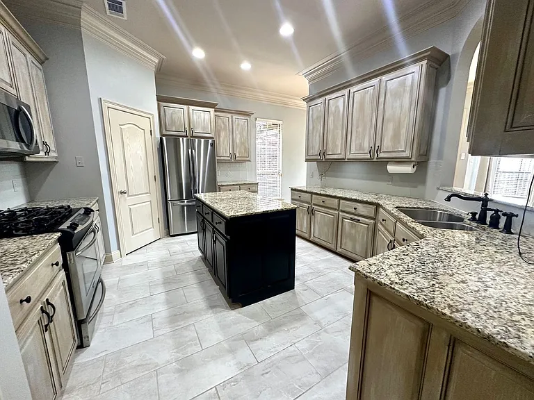 39339 Magazine Ave — Photo 4