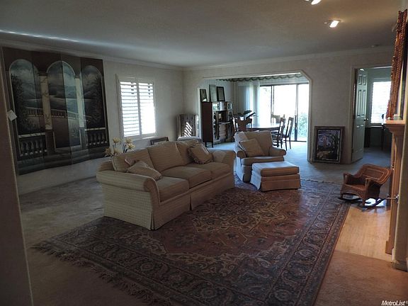 2nd image of 19186 N Spyglass Ct