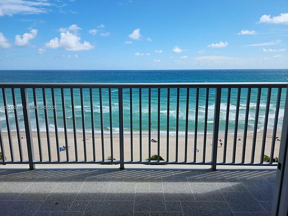 3rd image of 400 N Surf Rd APT 902