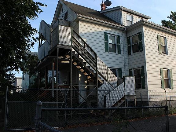 5th image of 54 Harwood St