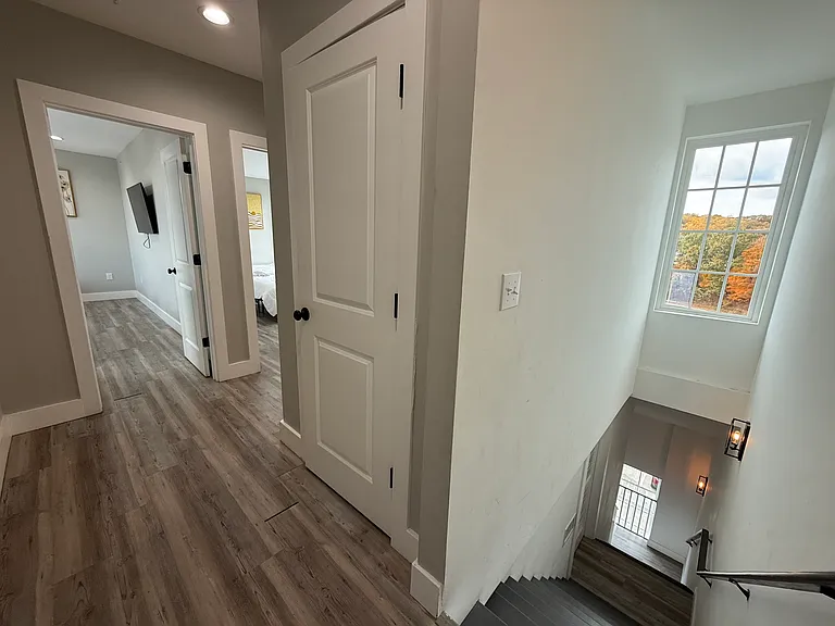 128 Monroe St — Photo 27