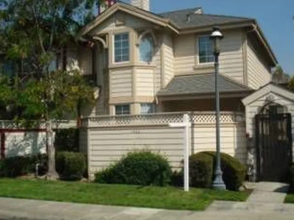 1466 Adeline St, Oakland, CA 94607