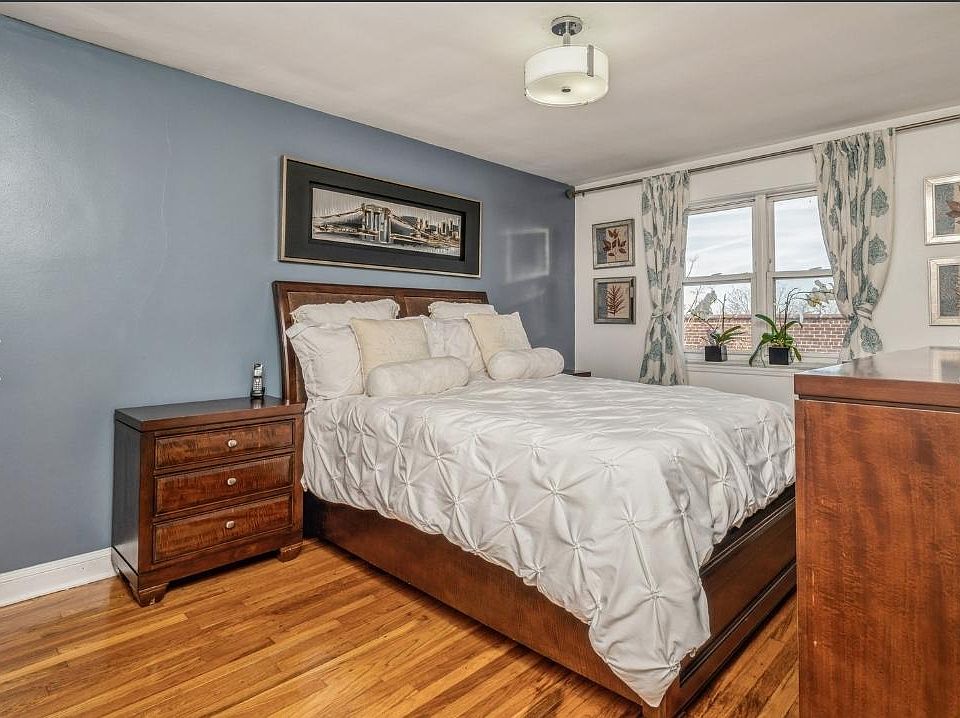 2nd image of 4126 Paulding Ave Floor 2