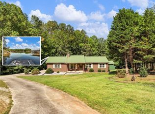 3927 Mount Vernon Rd, Gainesville, GA 30506