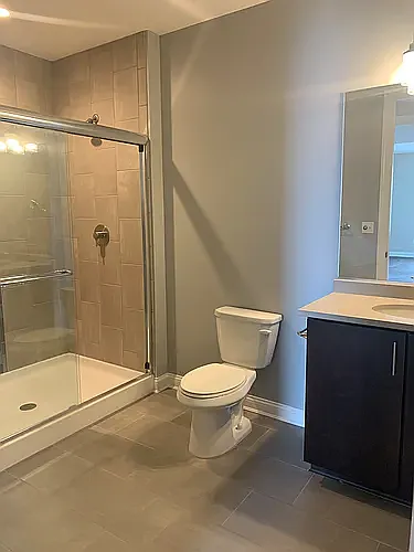Full Guest Bathroom