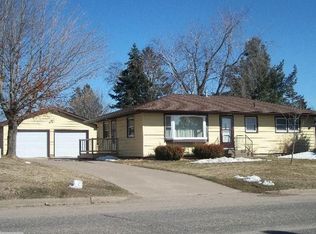 940 S Starr Ave, New Richmond, WI 54017