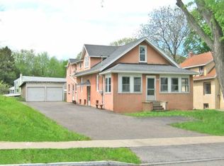 323 N Washington St, East Rochester, NY 14445