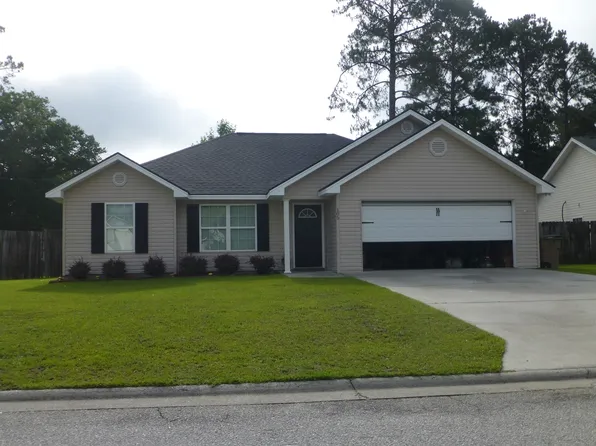 105 Mustang Dr, Guyton, GA 31312