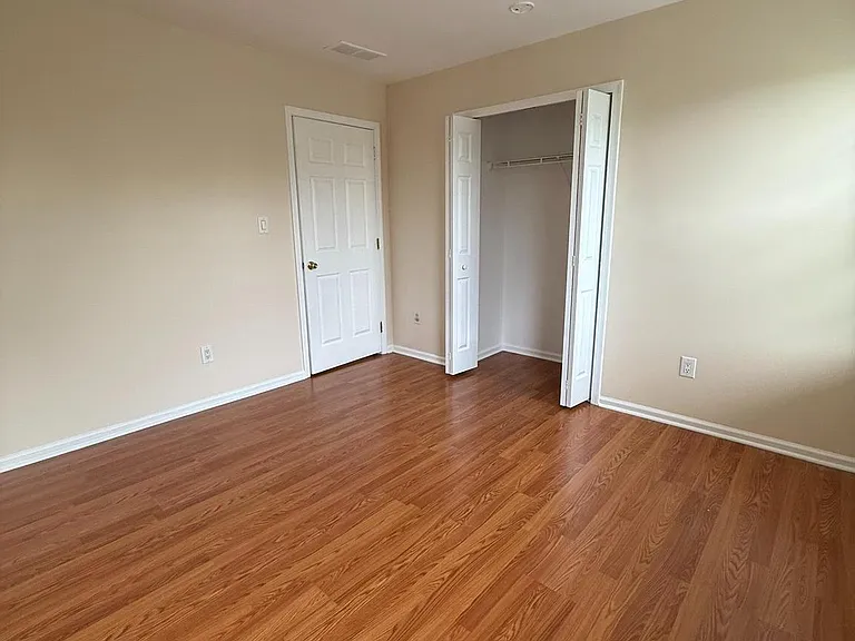 2605 Gramercy Way — Photo 38