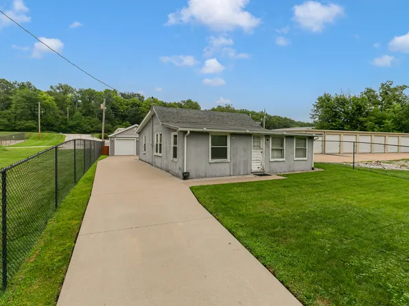 2621 47th Ave, Rock Island, IL 61201