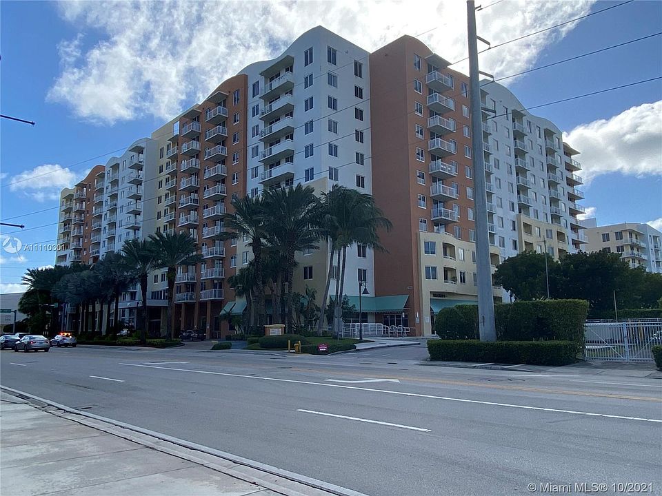 1st image of 18800 NE 29th Ave APT 121
