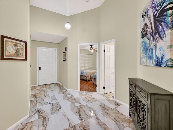 4th image of 1103 Duncan Circle #202