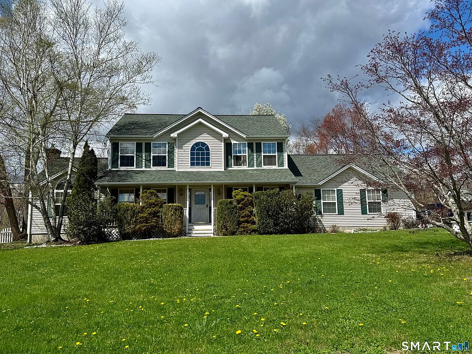 1st image of 17 Autumn Ridge Road