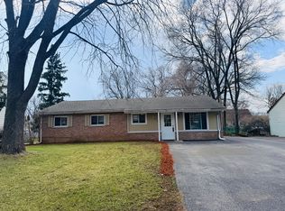 533 Redwood Rd, Bolingbrook, IL 60440