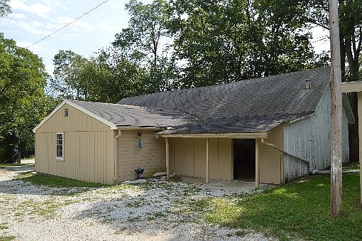 3rd image of 13424 Parker Ave