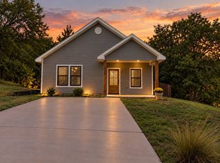 225 E Washington St, Denison, TX 75021