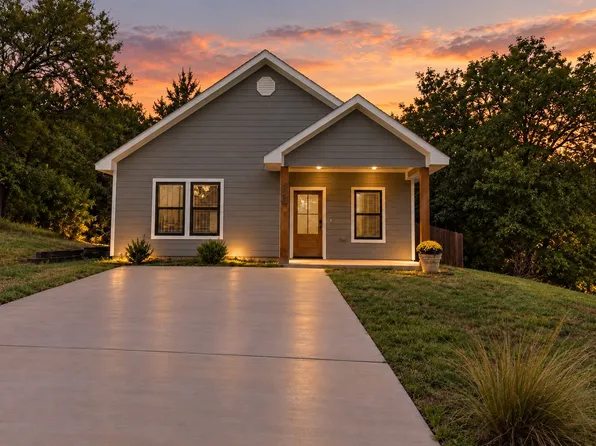 225 E Washington St, Denison, TX 75021