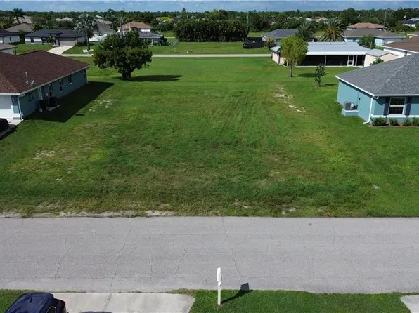 2045 NE 24th TER, CAPE CORAL, FL 33909