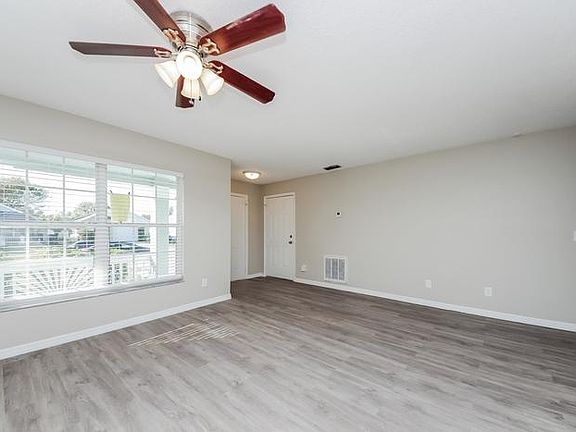 2nd image of 2424 Woods Edge Cir