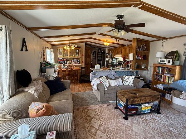 714 Allison St, Vermillion, SD 57069