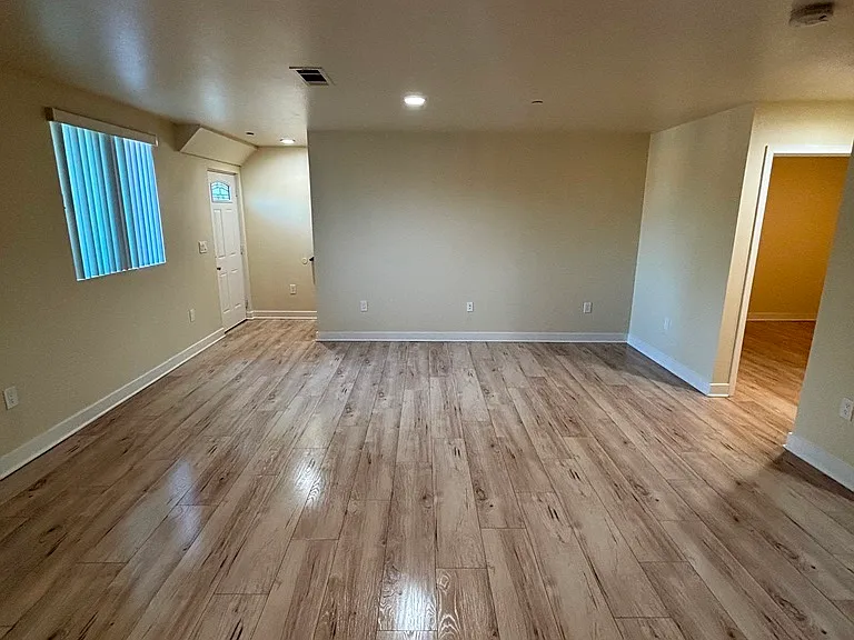 3910 Halldale Ave — Photo 4