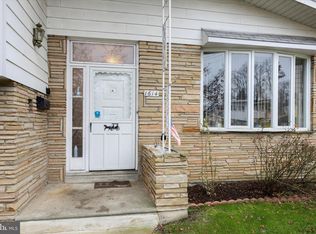 1614 Gregg St, Philadelphia, PA 19115