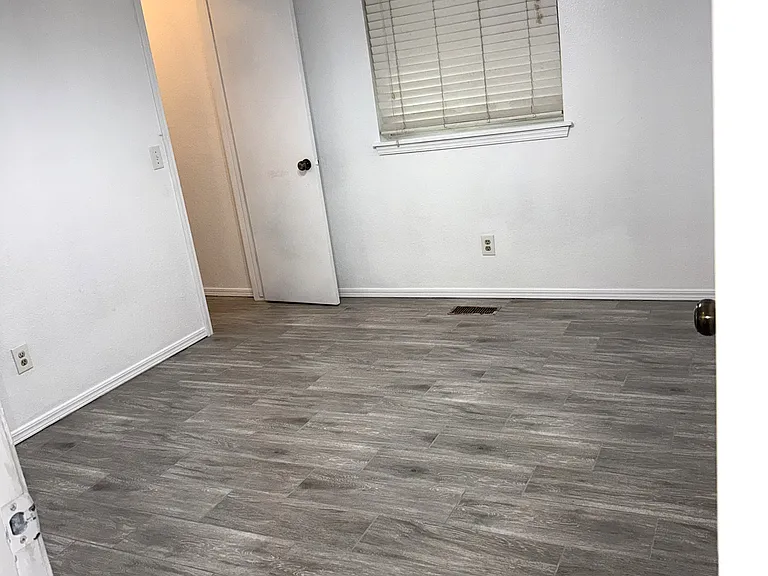 3804 Windscape Ave — Photo 3