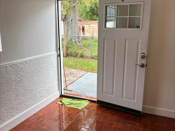 6905 N Hale Ave #B, Tampa, FL 33614