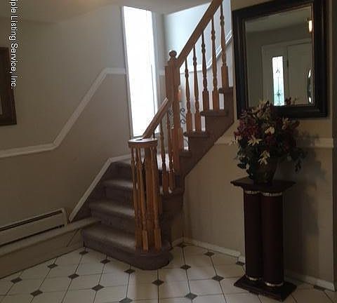 5th image of 69 Oakley Pl