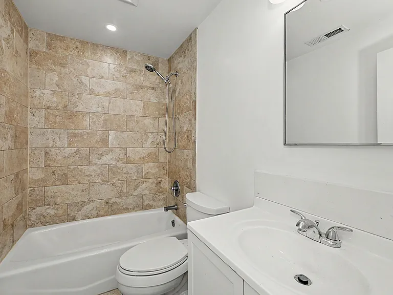 19 Spring Hill Ave #2 — Photo 5