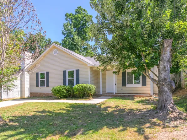 1209 Eagles Landing Dr, Charlotte, NC 28214