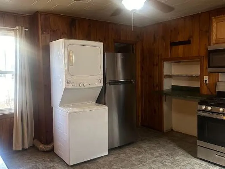 2214 California St NE — Photo 13