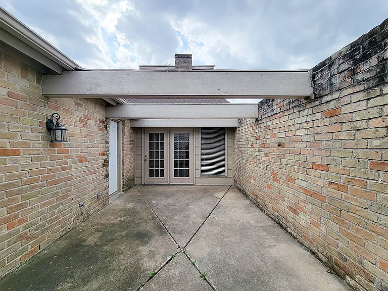 2710 Quail Creek Dr — Photo 40