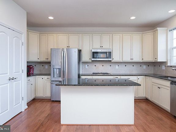 5th image of 18 Corin Way
