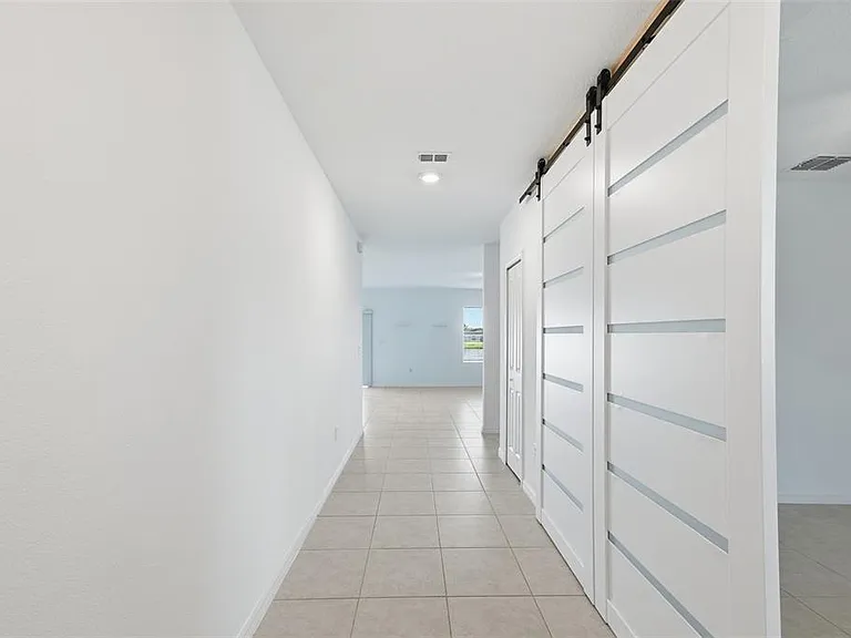 12860 Tripoli Ave — Photo 3