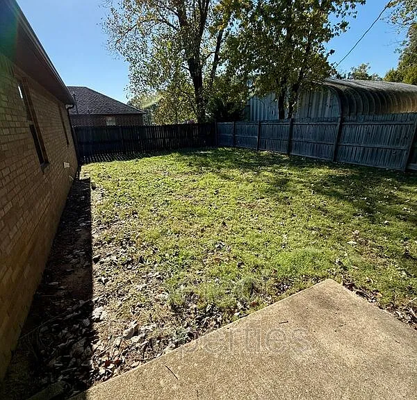 206 S Bernis St — Photo 12
