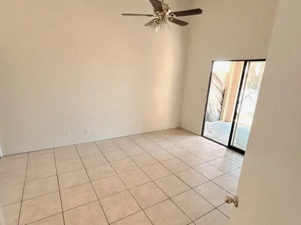 31710 Avenida Juarez APT B, Cathedral City, CA 92234