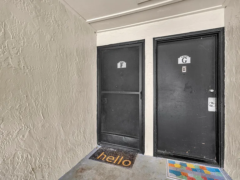 962 Lake Destiny Rd — Photo 3