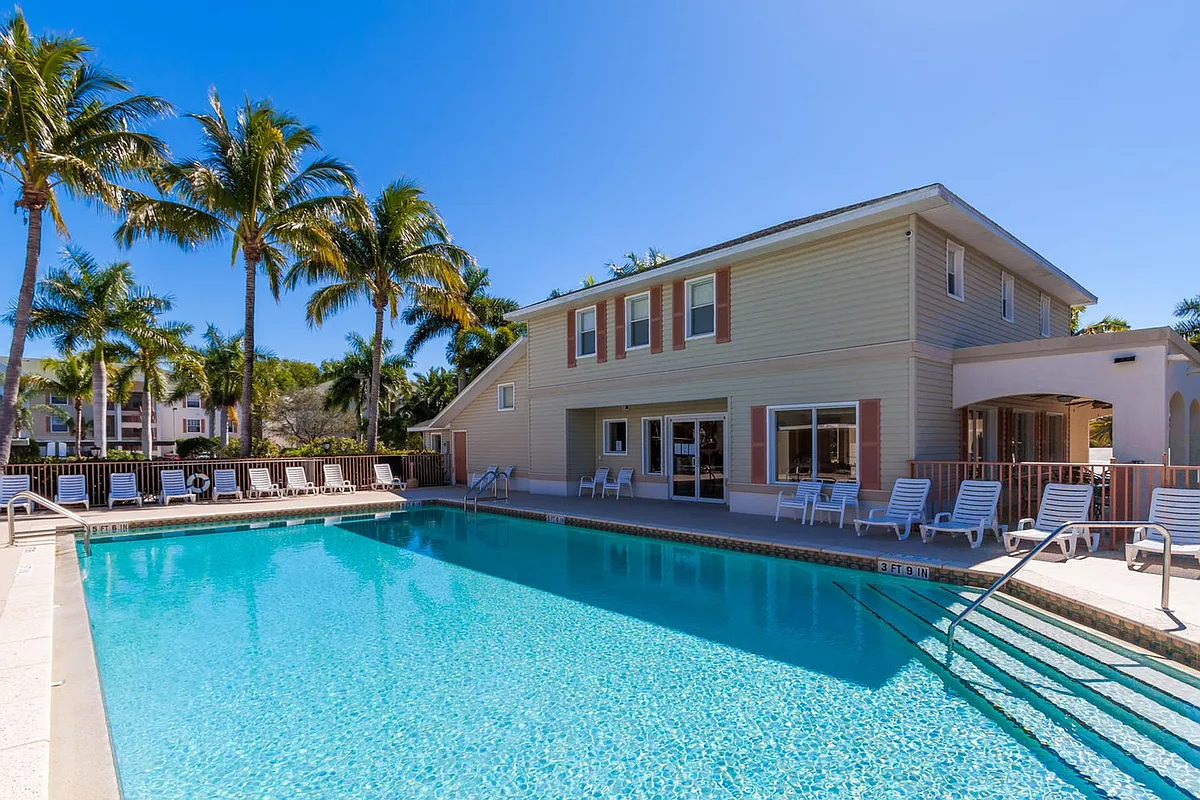 Building Photo - Coral Cove
