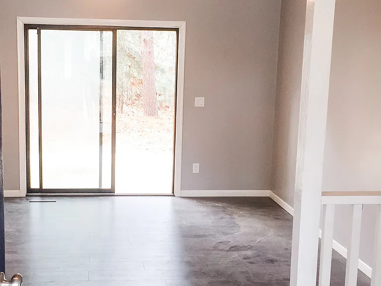 85 Winchester Rd — Photo 4