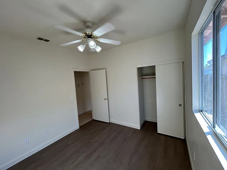 7920 Neyland Way — Photo 7