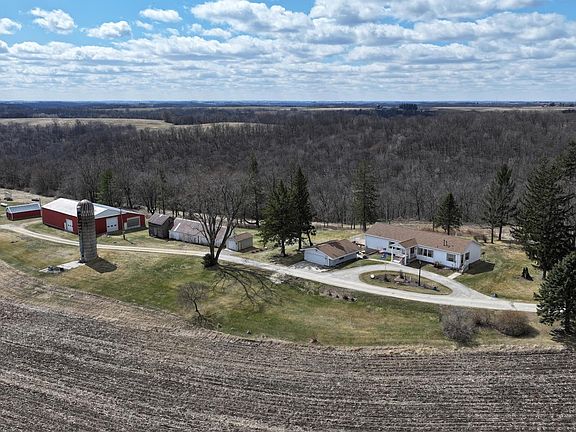 4th image of 8492 Glory Rd