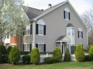 1 Heritage Ct, Towaco, NJ 07082