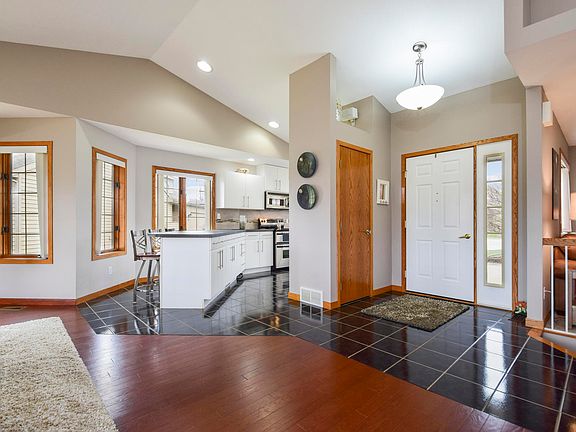 3rd image of 3436 Pigeon Hill Ct