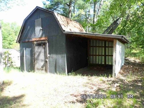 4th image of 1901 Fir Ave