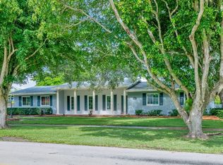 17240 SW 87th Ave, Palmetto Bay, FL 33157