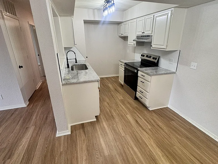14425 N Pennsylvania Ave #20B — Photo 6