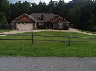 926 Greenburt Rd, Seale, AL 36875