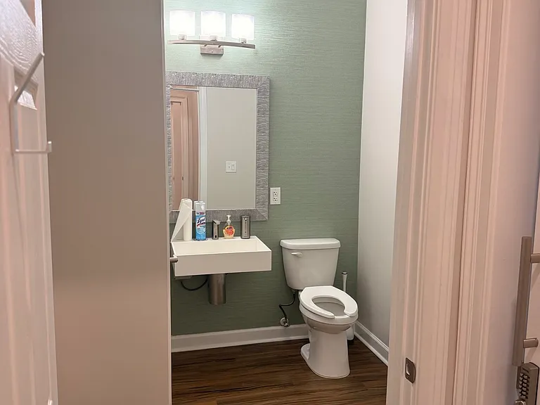 110 Howard Ln #C — Photo 10